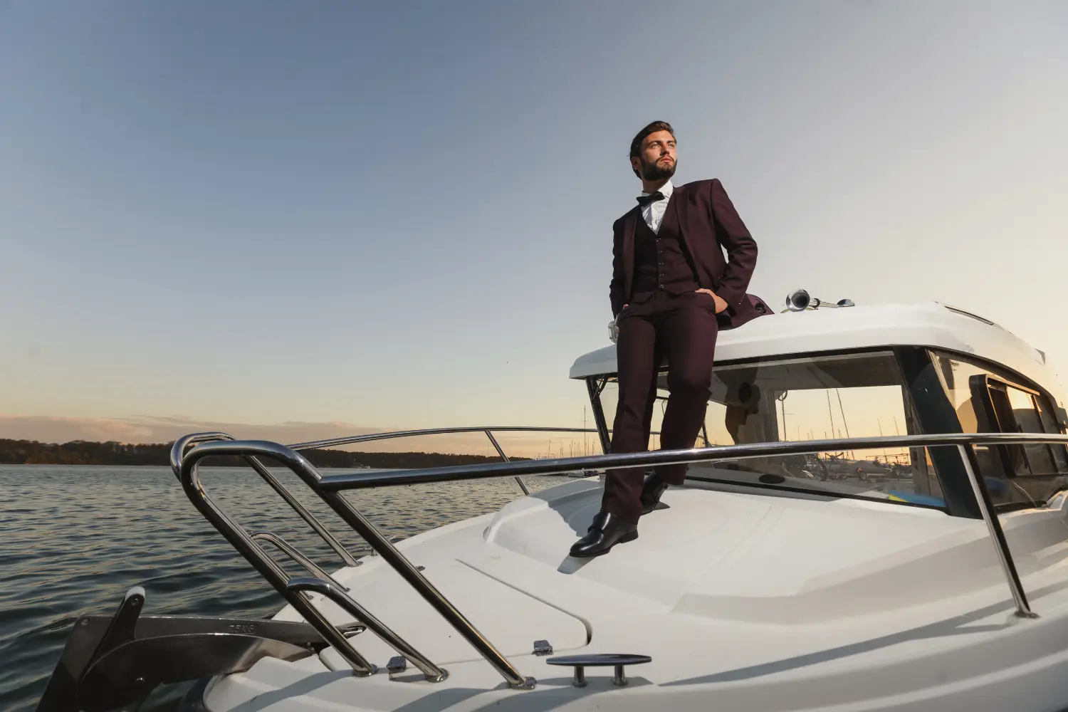 sportfishing yacht cruising fort lauderdale coast